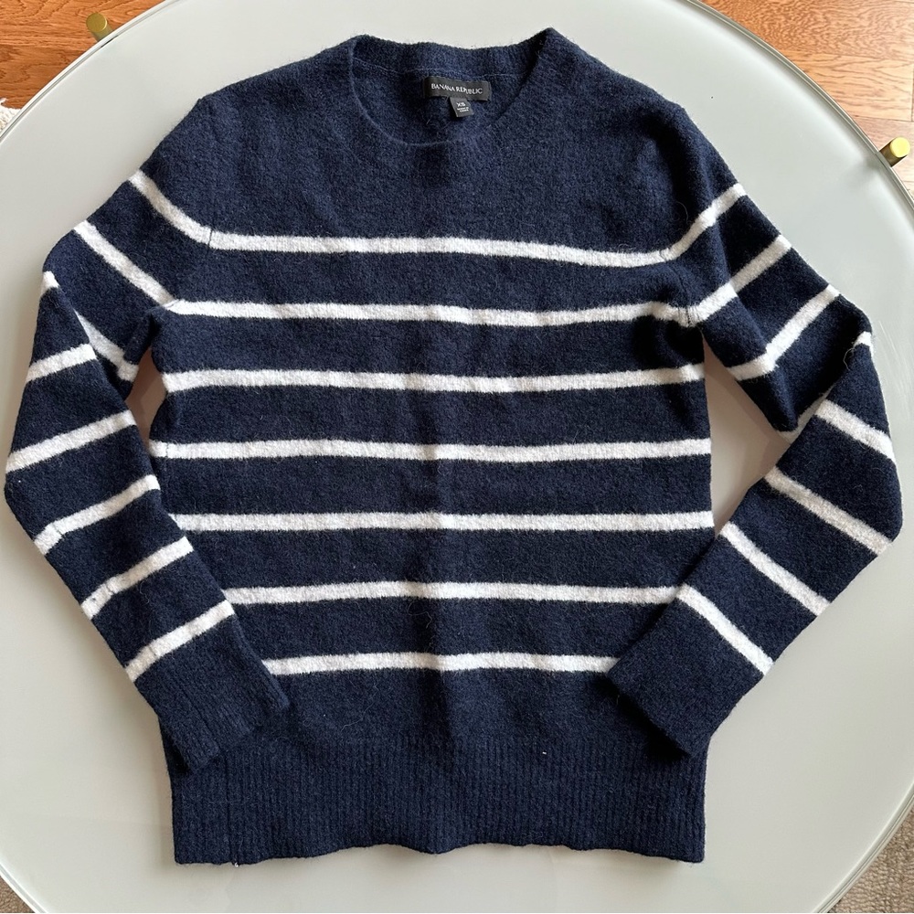 Banana Republic Aire Wool Stripe Crew Neck Sweater in Navy and White